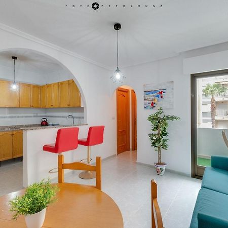 Colorful Apartment ตอร์เรเวียคา ภายนอก รูปภาพ